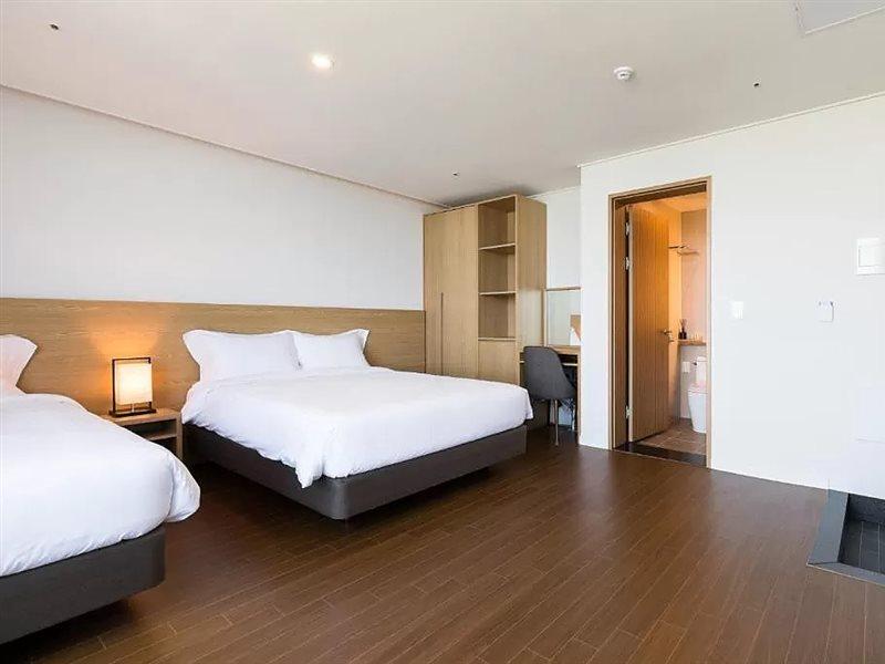 Lemain Hotel Jeju Esterno foto
