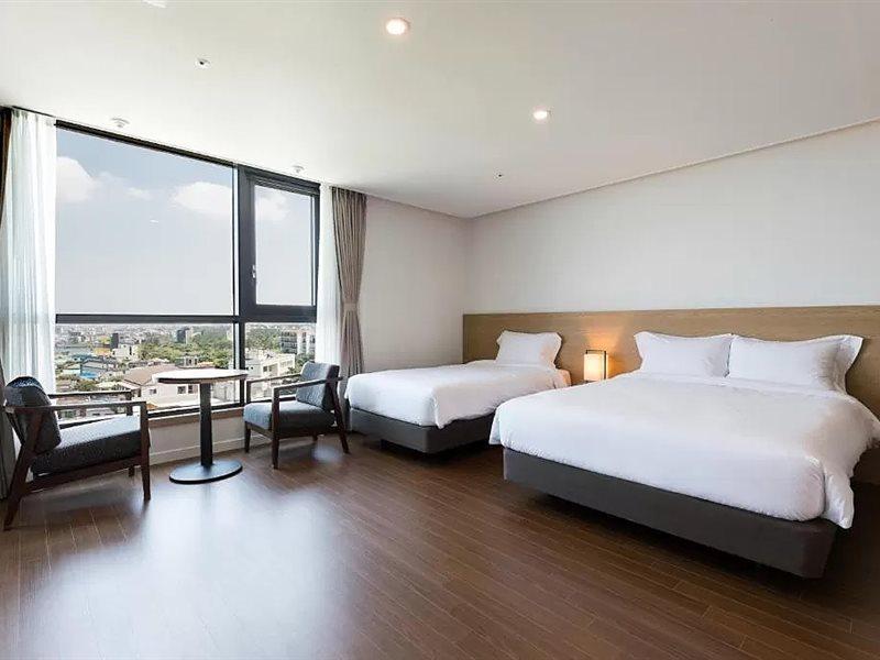 Lemain Hotel Jeju Esterno foto